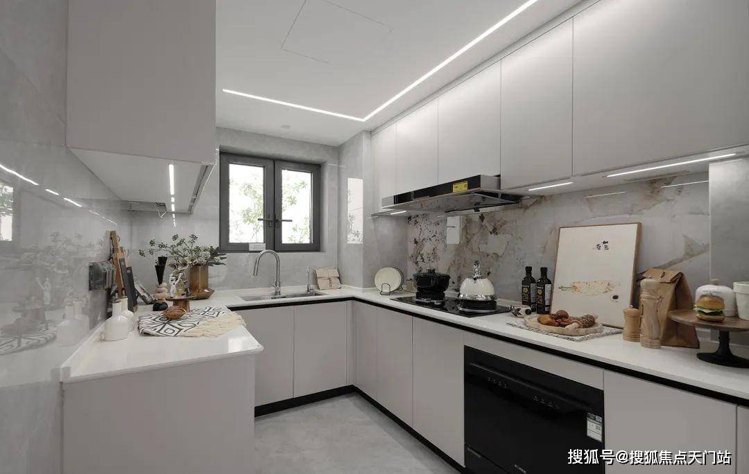 400万级“必看盘”，大虹桥的版本答案！「华发虹桥四季」在售中！在售建面约91-132㎡三房四房！