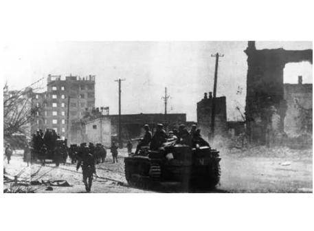 大卢基战役：七千德军仅剩两百，堪称教科书式经典攻防战役！